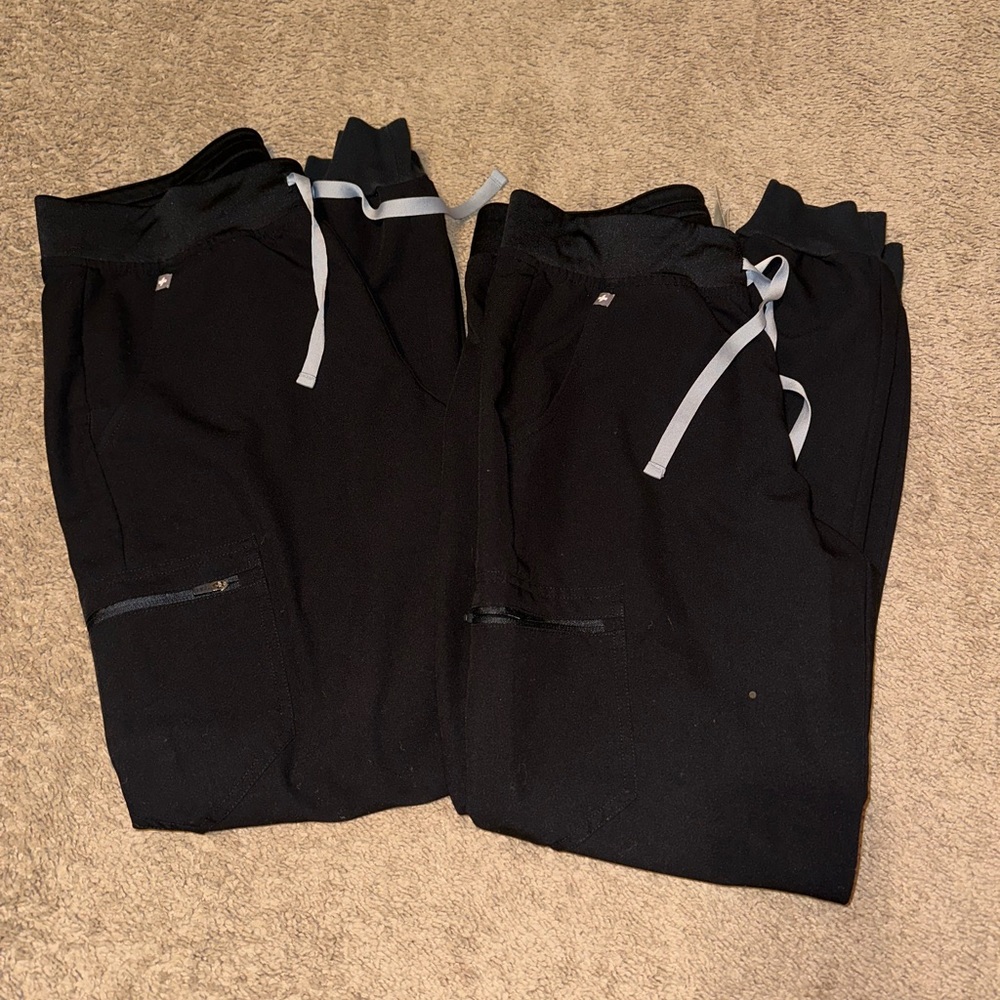 Figs Black Scrub Pants with Gray Drawstrings